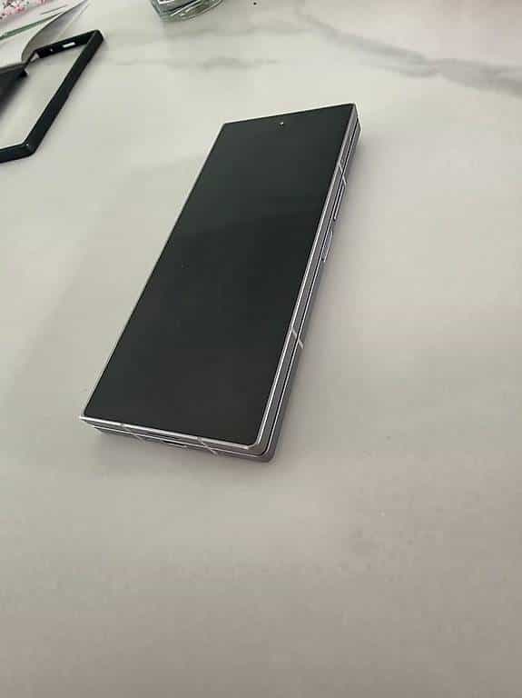 Je vends galaxy flod 6 comme neuf