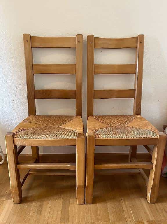 2 Holzstühle