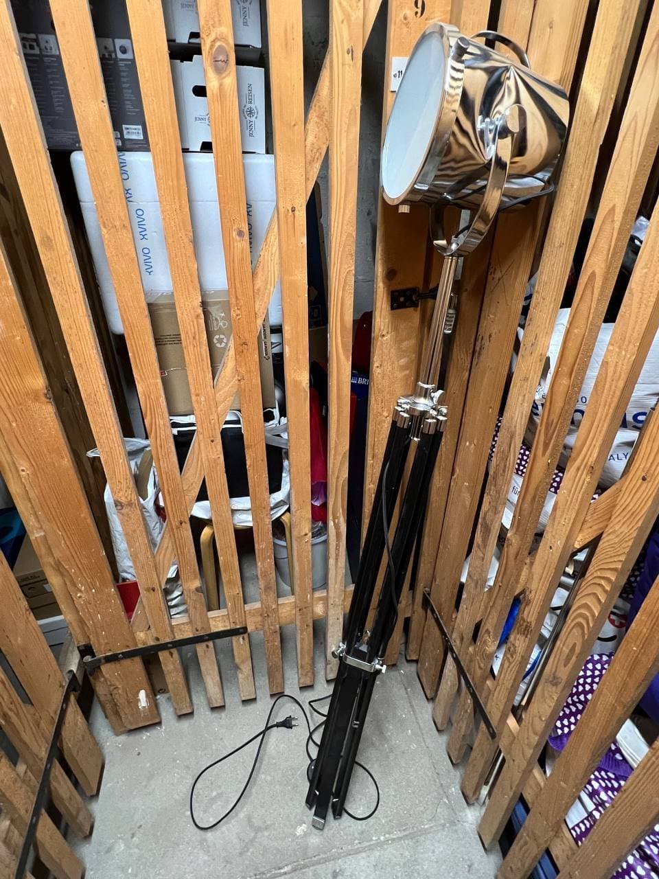 Skier und Ski-Ausrüstung