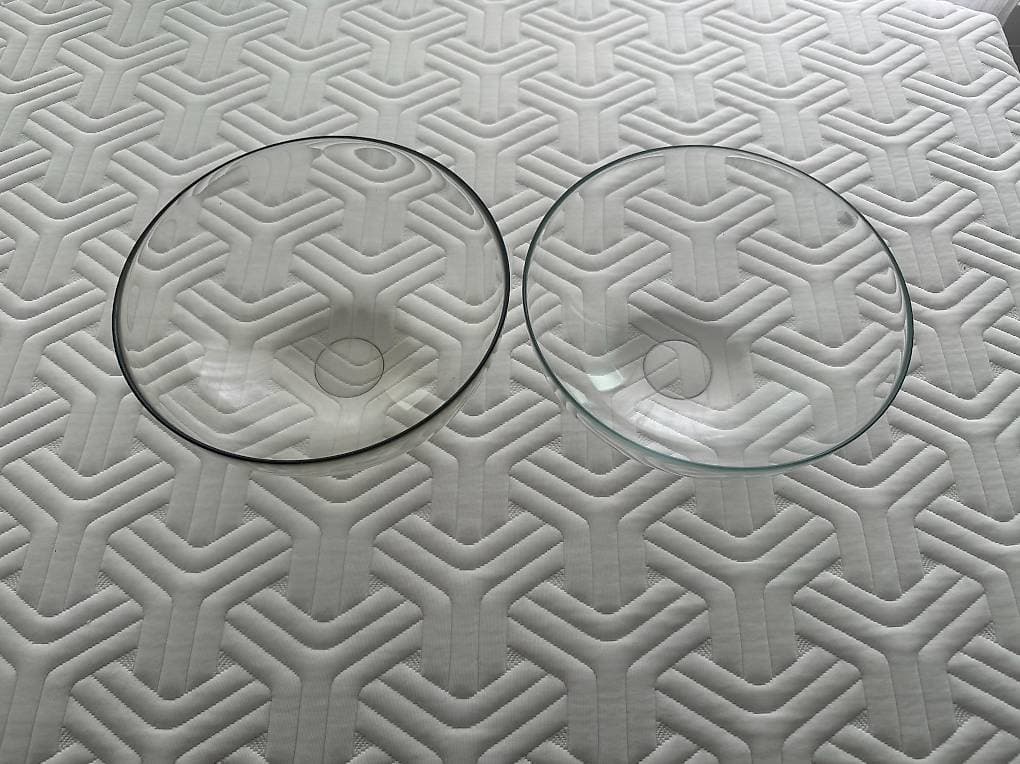 Deux grands bols en verre d'Ikea