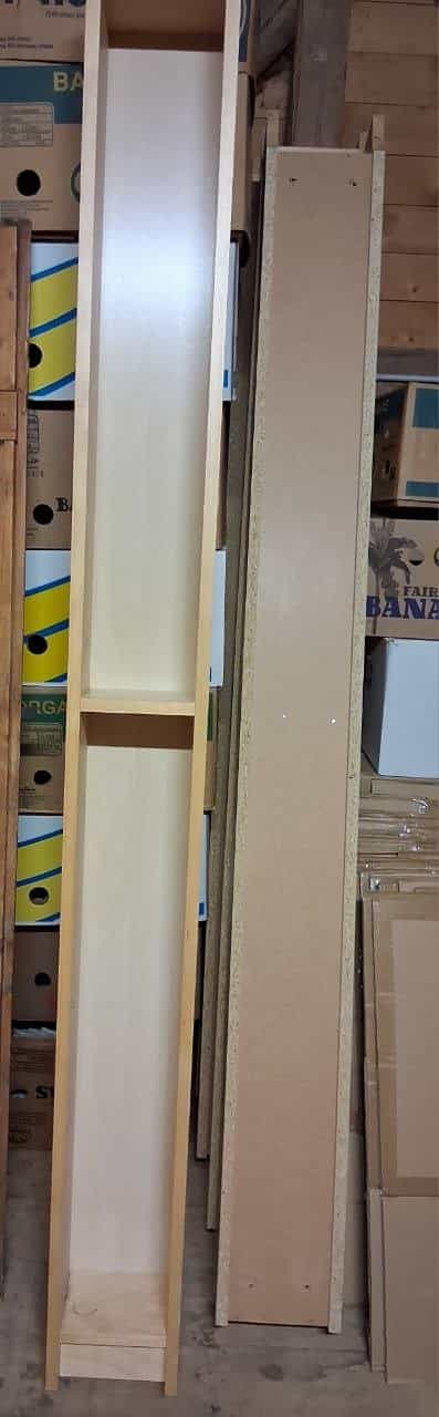 CD-Gestelle (6 Stück) mit Tablaren