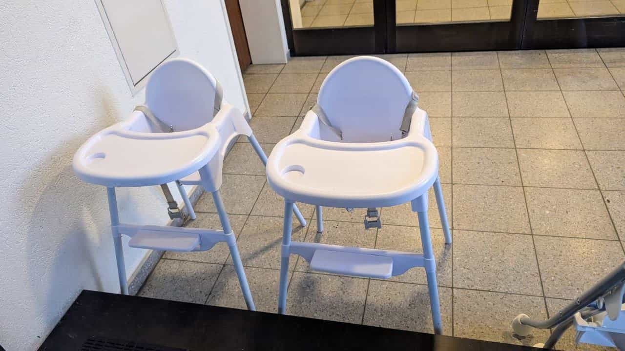 2x Hochstühle