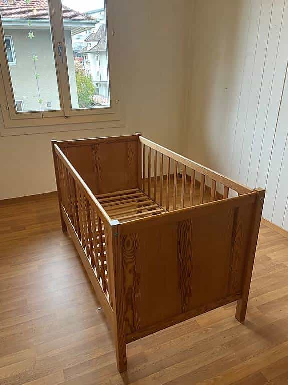 Kinderbett 70 x 140 zu verschenken
