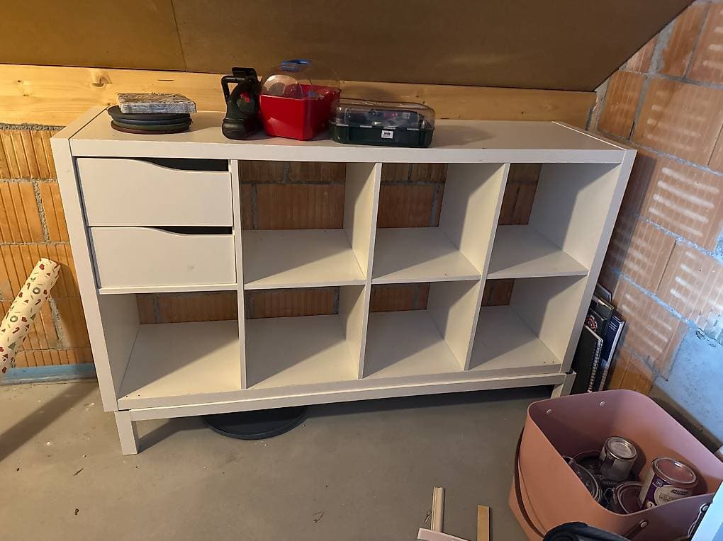 Kallax mit Schublade und Fuss