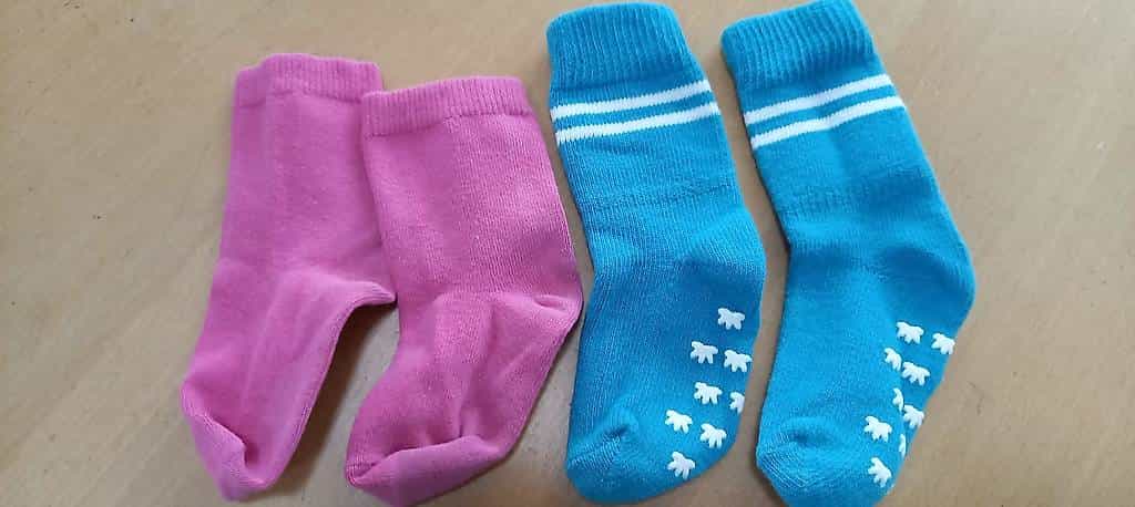 Socken Gr. 19-22