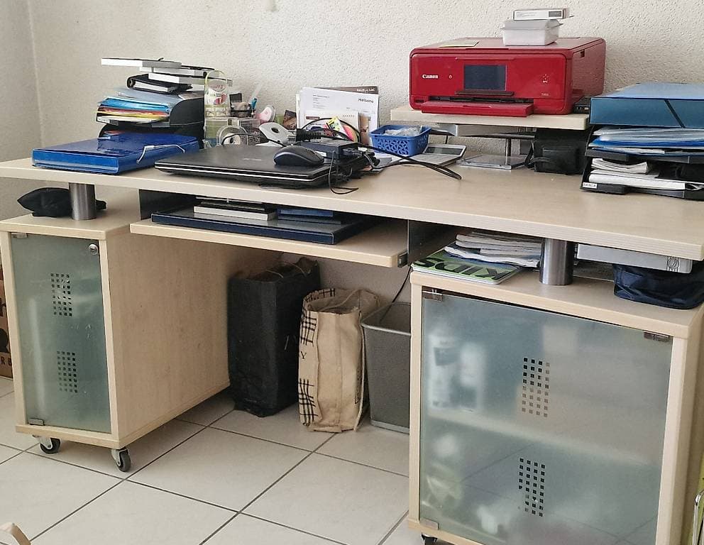 Büromöbel und Garderobe 3 Stück