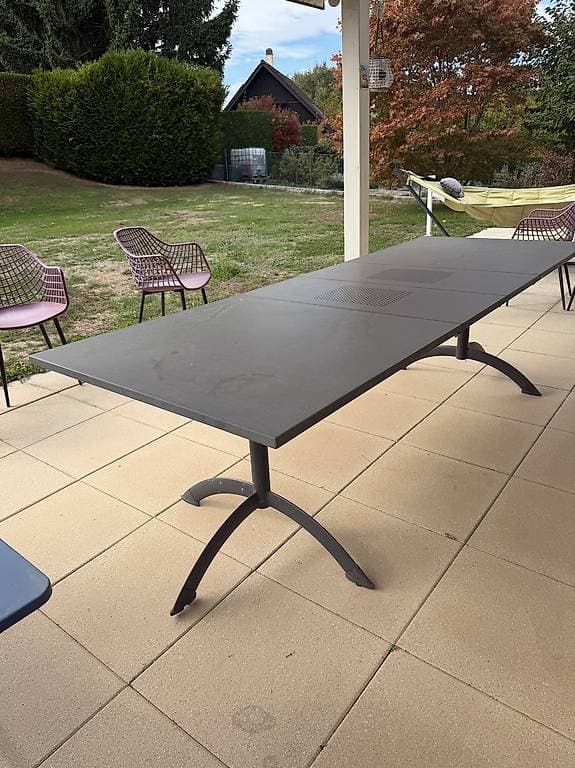 Table de jardin