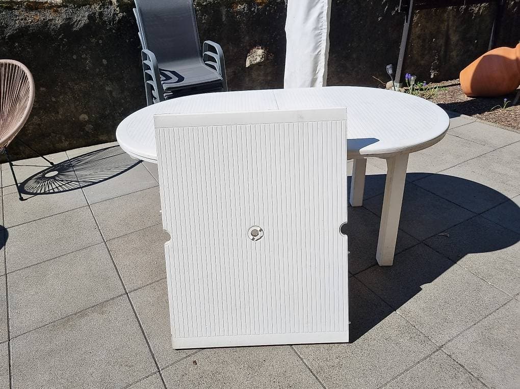 Table de jardin