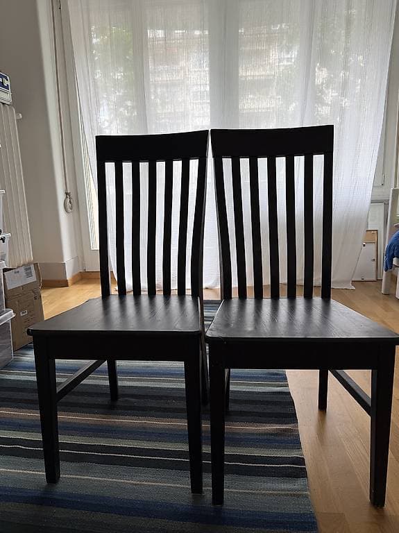 Stühle schwarz