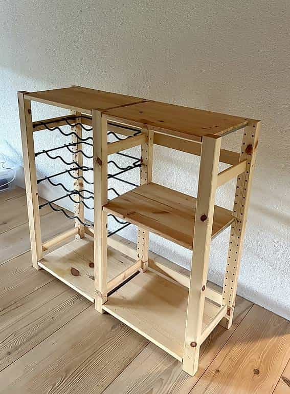 Holzregal für Flaschen und sonstiges