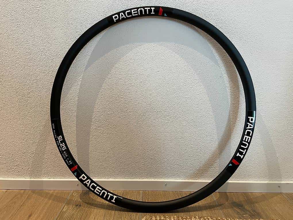 Pacenti SL25 Gravel Felge, Tubeless kompatibel, 28 Löcher