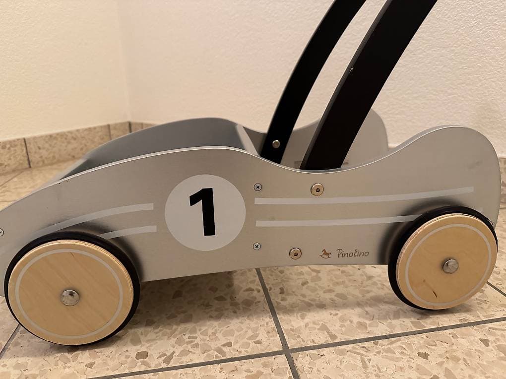 Lauflernwagen von Pinolino aus Holz