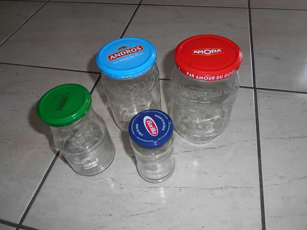 Pot en verre avec courvercle