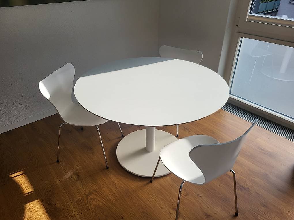 Tisch weiss / rund 120cm