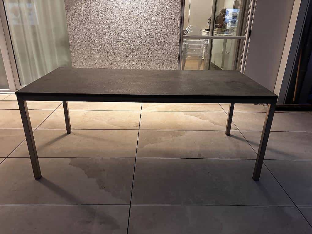 Ensemble table de jardin et 6 chaises