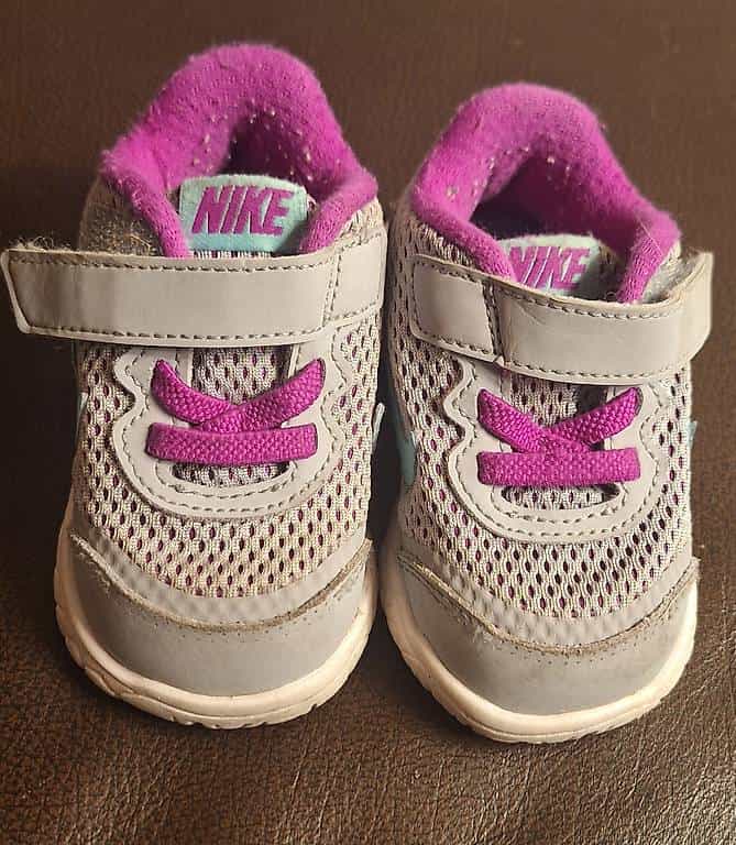 Baskets bébé taille 18.5
