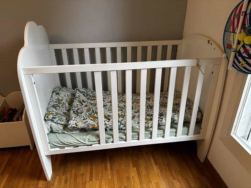 À donner lit enfant avec matelas