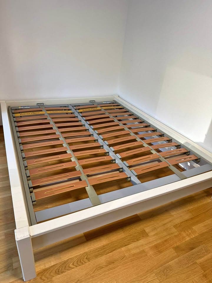 GRATIS Bett 160x200 inkl. Lattenrost & Matratze – Abholung in Chur