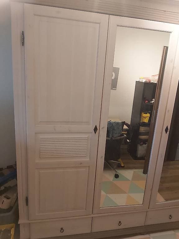 Massiver Buche Kleiderschrank