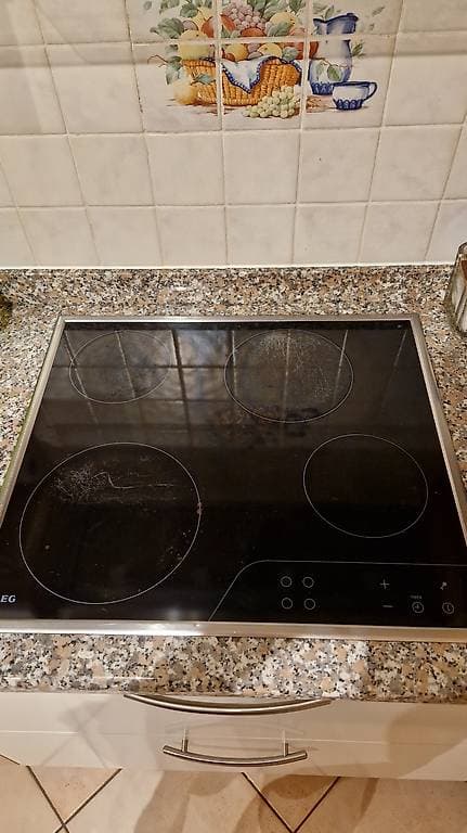 Regalo vetroceramica AEG