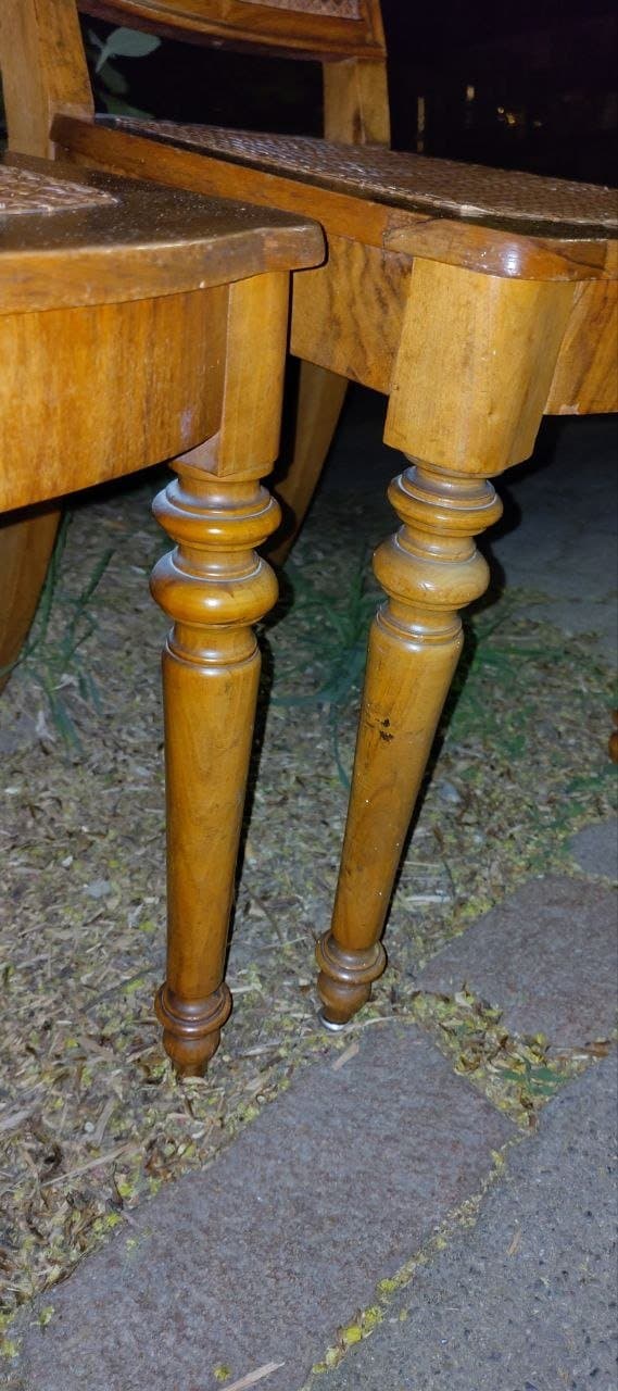 2 Holzstühle mit Wiener Geflecht