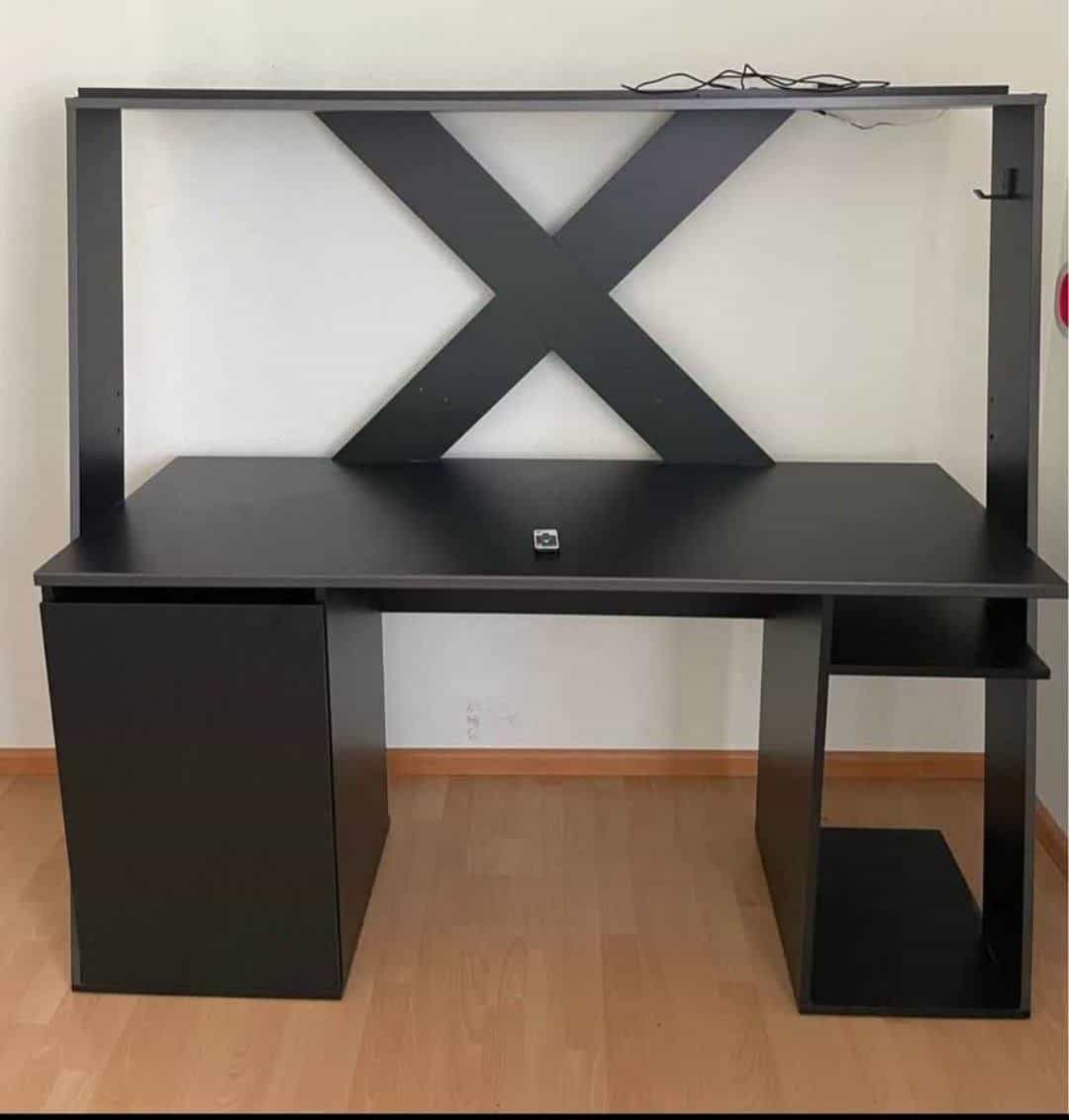Gratis Tisch - Top Zustand