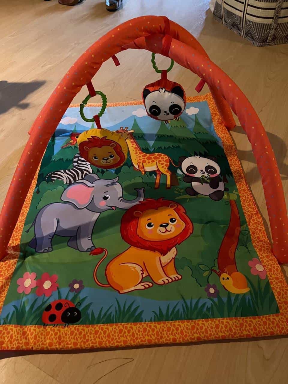 Spielmatte für Neugeborene und Babys