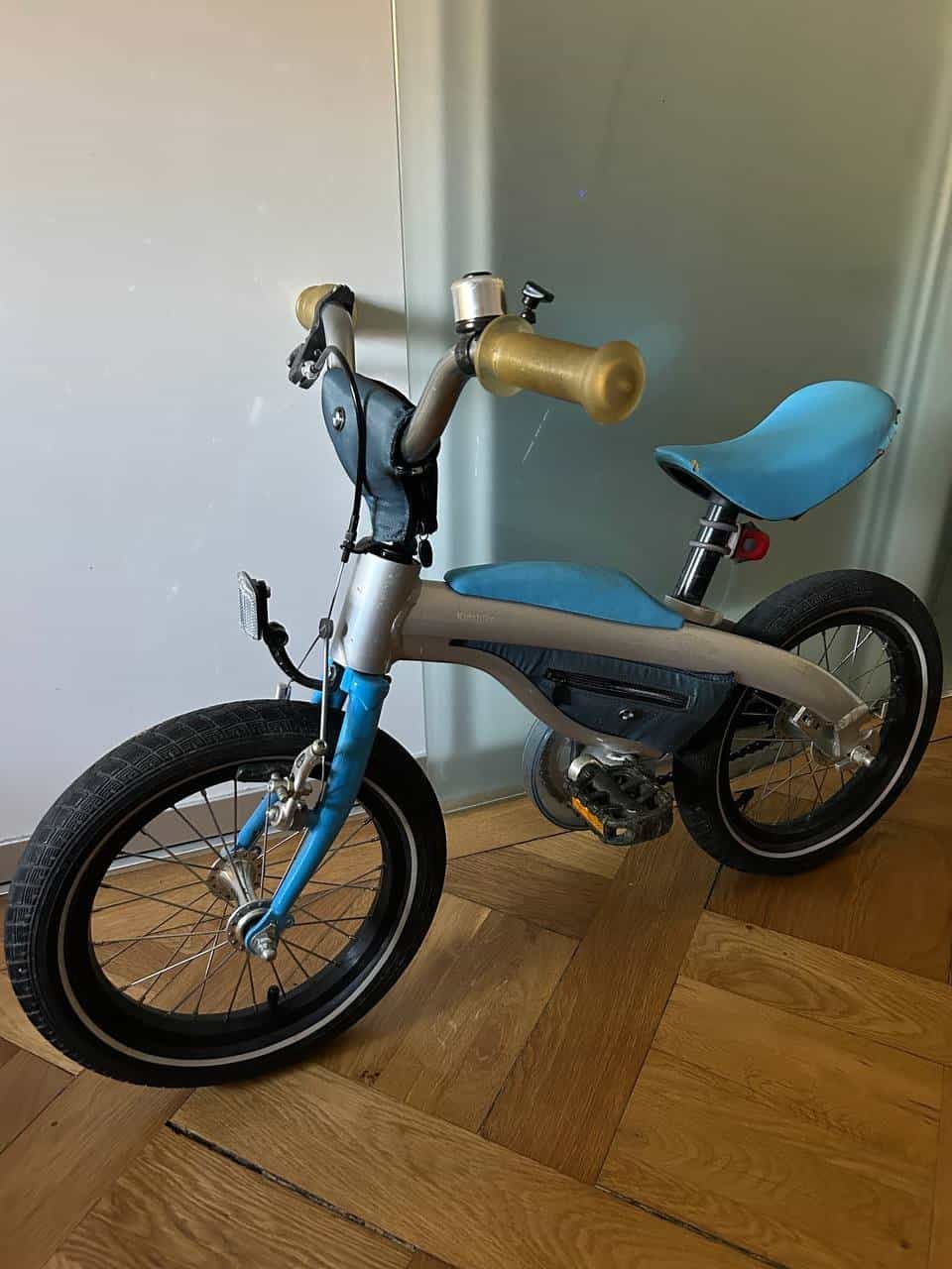 Zwei Kinderfahrräder kostenlos (BMW + Volare)