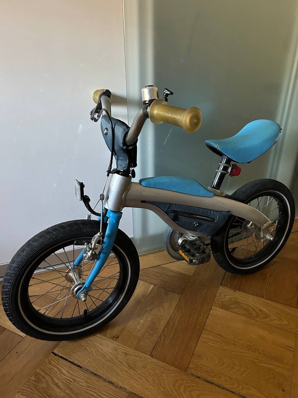 Zwei Kinderfahrräder kostenlos (BMW + Volare)