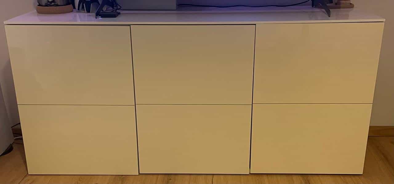 Highboard, Sideboard und ausziehbarer Tisch