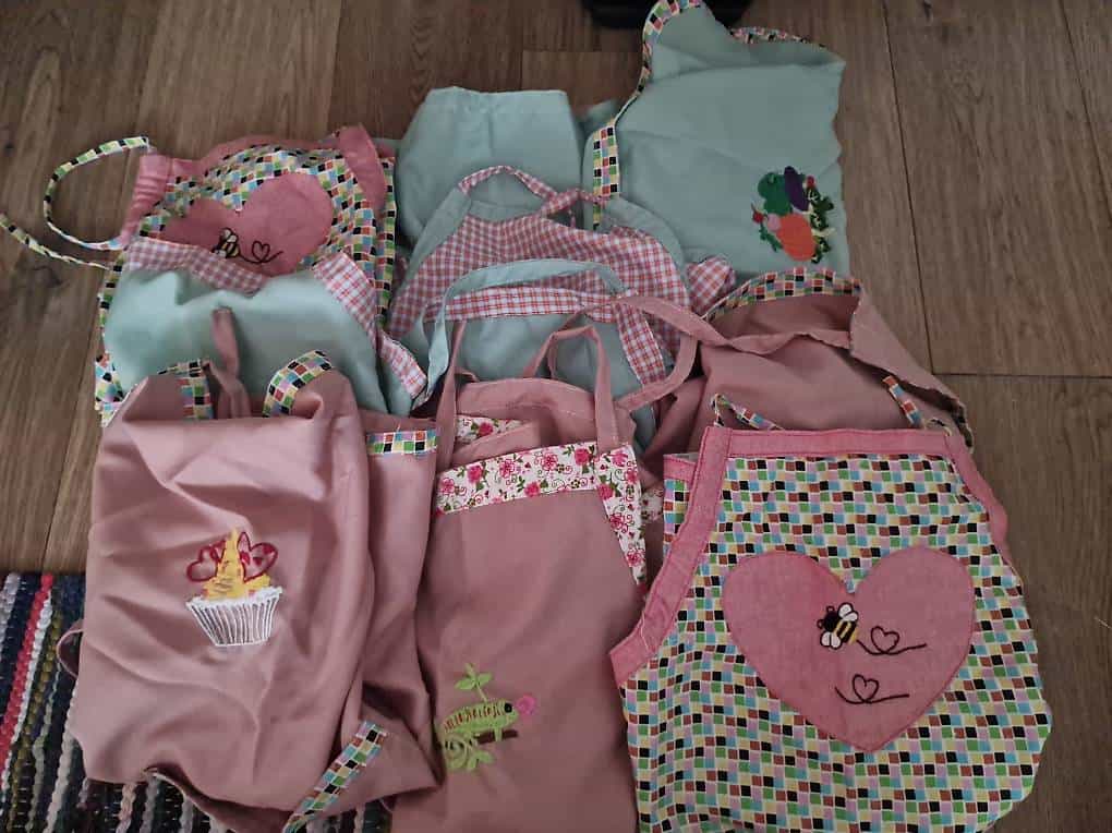 Kinderschürzen 10stk. Gratis