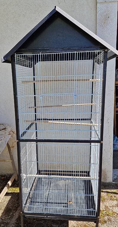 4 CAGES OISEAUX à DONNER