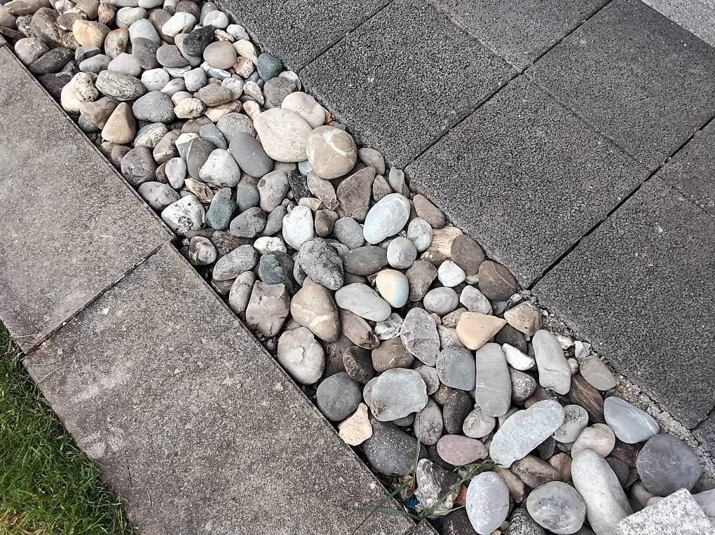 Gratis Flusssteine als Drainage oder für Gartengestaltung