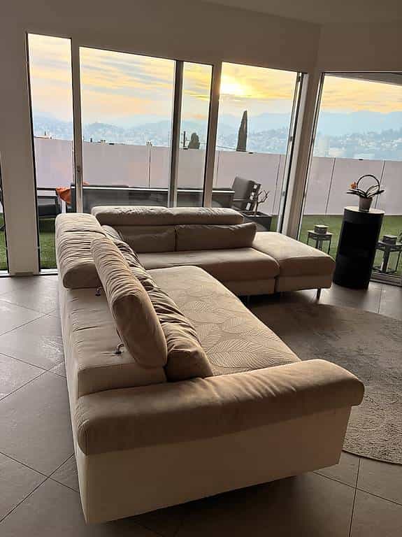 REGALO DIVANO ANGOLARE BEIGE RITIRO A LUGANO