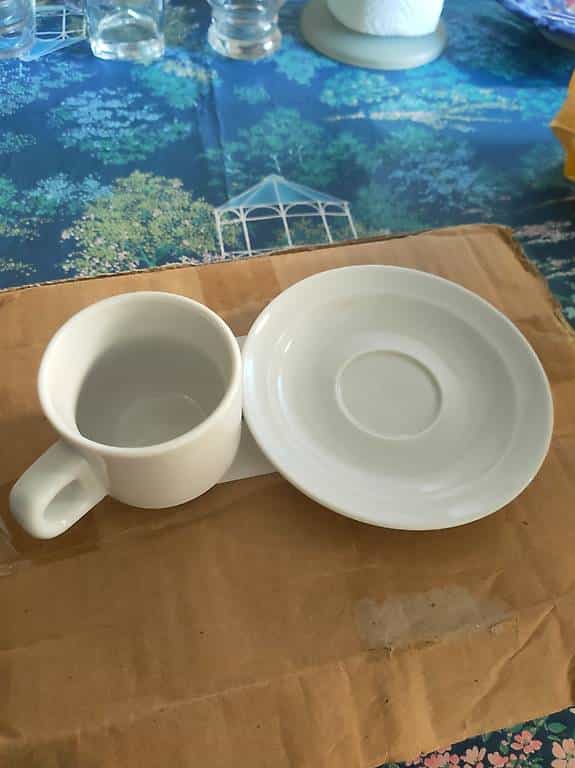 Tasses à café et sous-tasses
