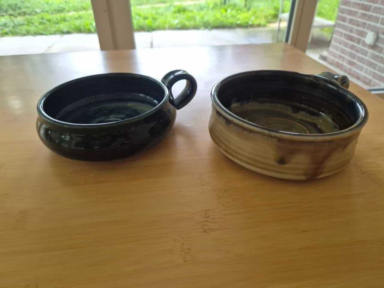 Keramik-Suppenschalen mit Henkel
