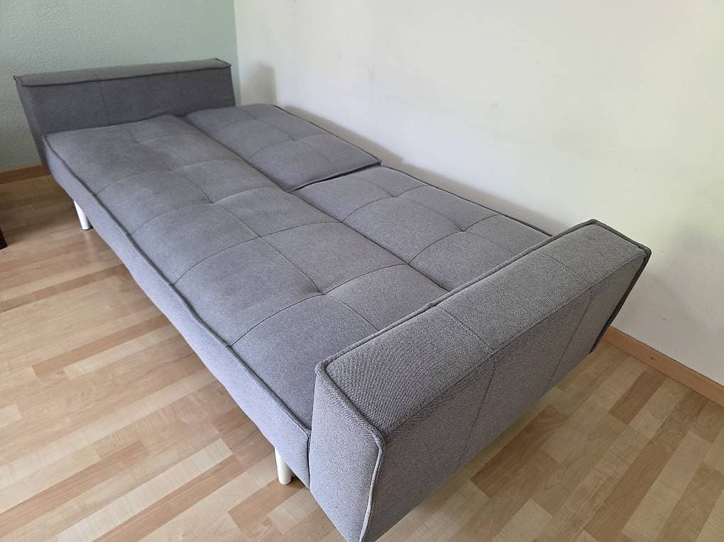 Gratis: Graues Schlafsofa zur Abholung