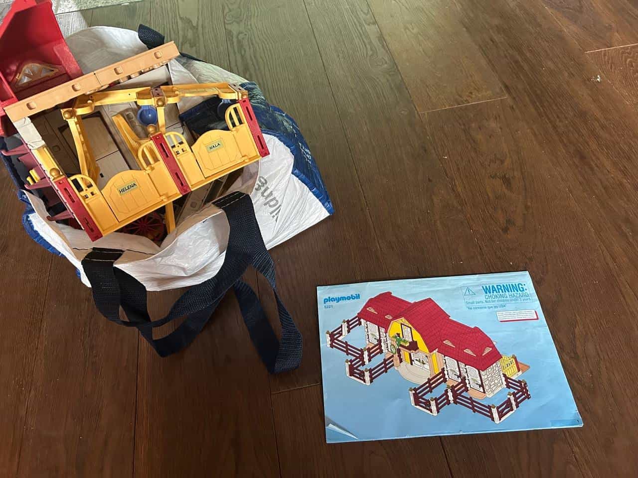 Playmobil Pferdestall zum Zusammenbauen