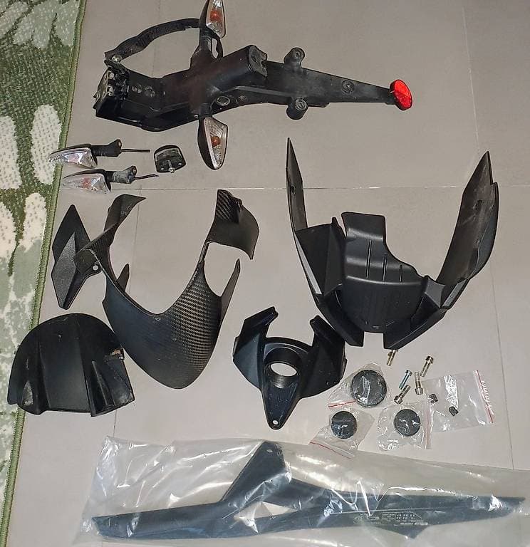 Verkleidung Teile Aprilia dorsoduro