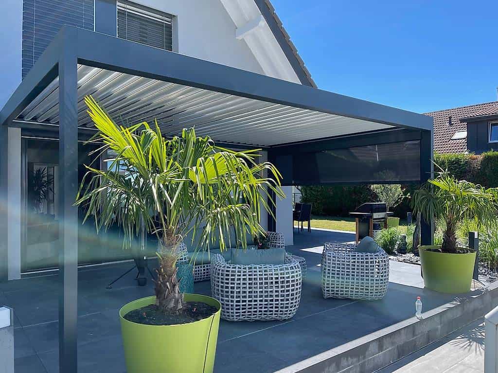 Pergola bioclimatique aluminium motorisé sur mesure