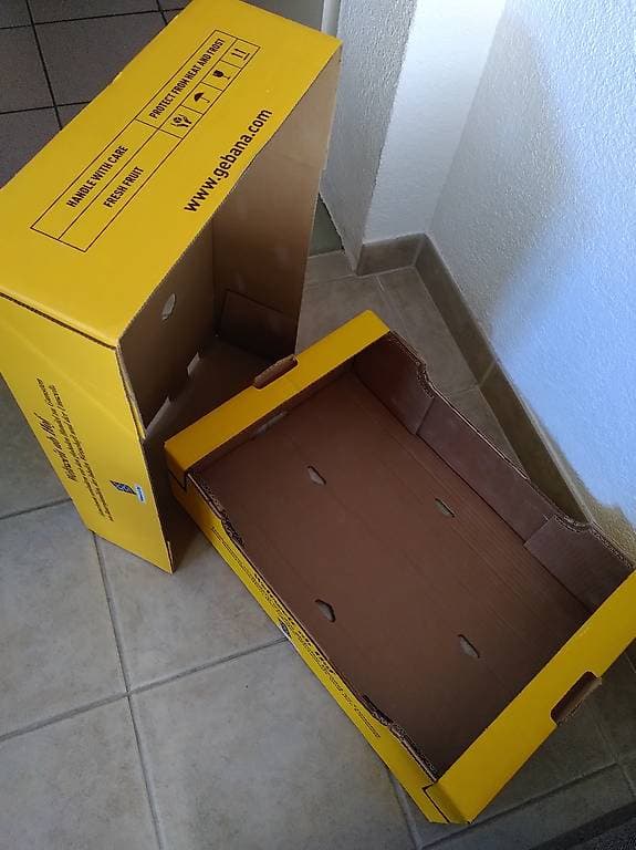 Cartons avec couvercle