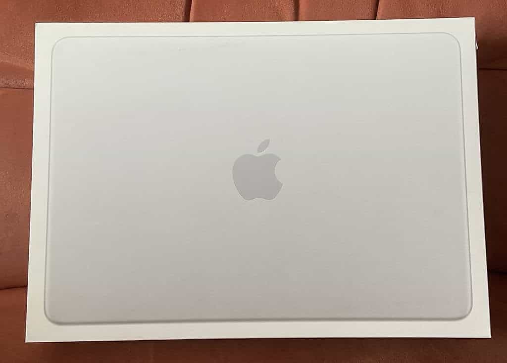 Boîte MacBook Neo