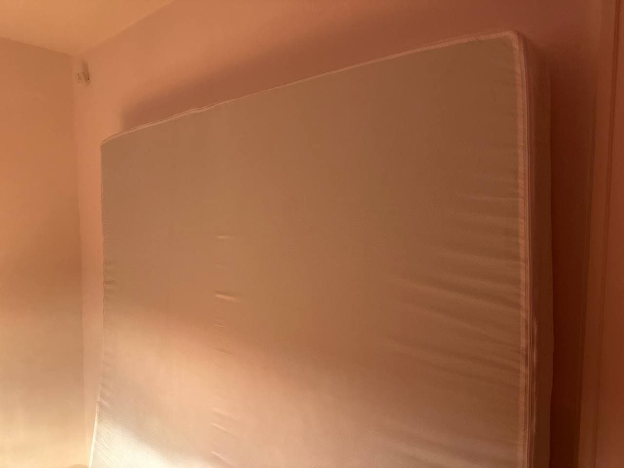 Matratze 180x200 cm wie neu