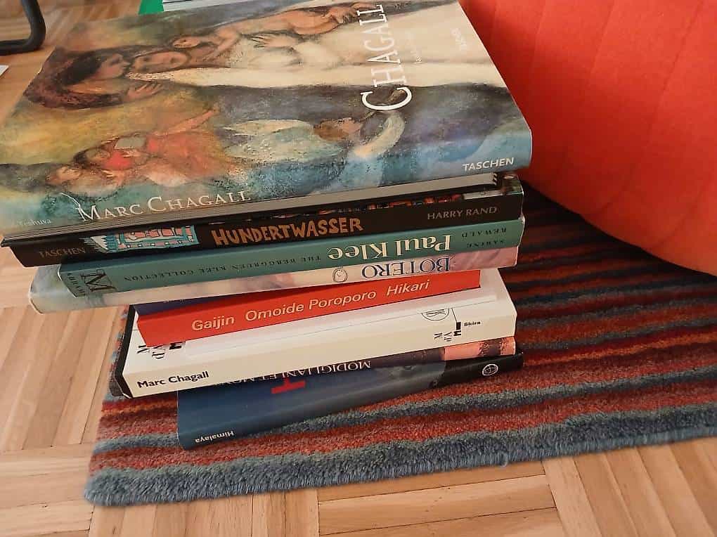Lot de livres, romans, livres d'art, CD, DVD pour enfants