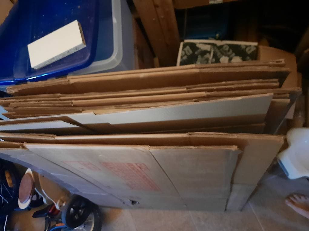 15 cartons de déménagement a donner