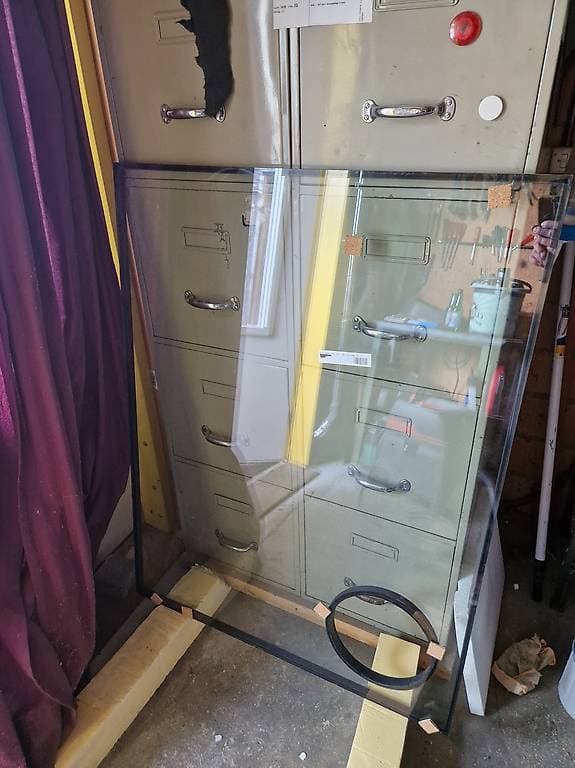 Isolierglas mit Katzentürausschnitt