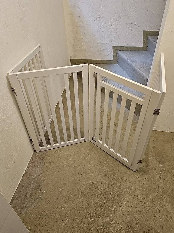 Absperrgitter vierteilig mit Türe