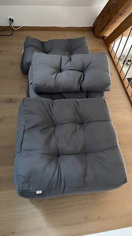 Loungekissen grau