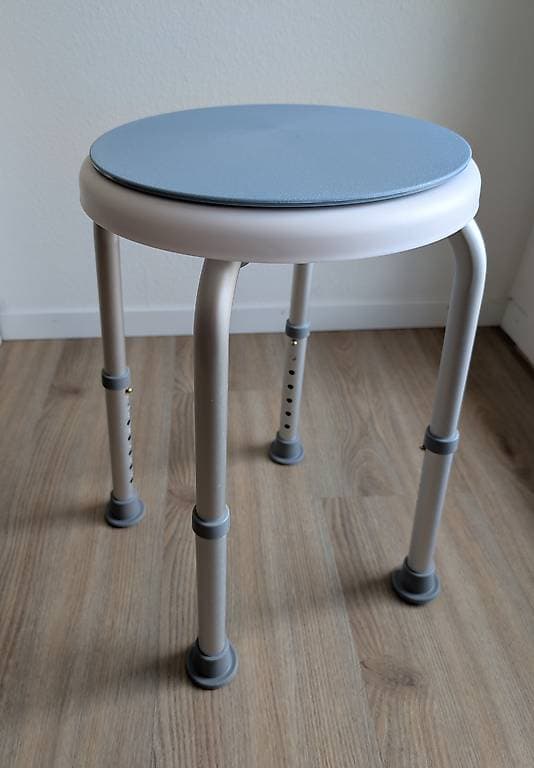 Drehbarer Duschhocker höhenverstellbar gratis