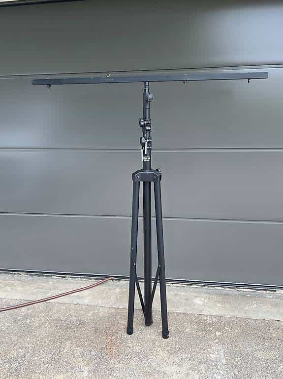 Adam Hall Stand für Partylichter. Licht Ständer Teleskop
